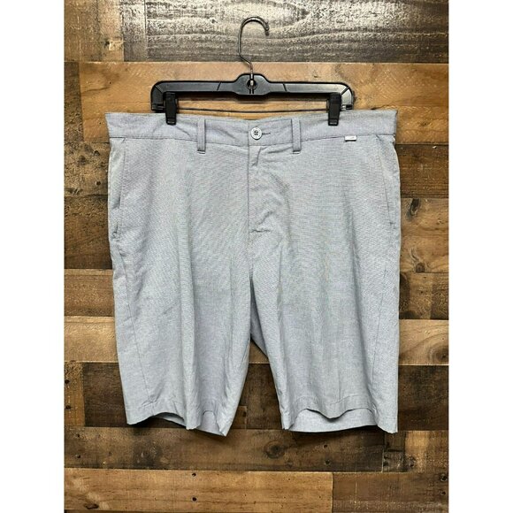 Travis Mathew Men's Grey Shorts - Picture 1 of 3